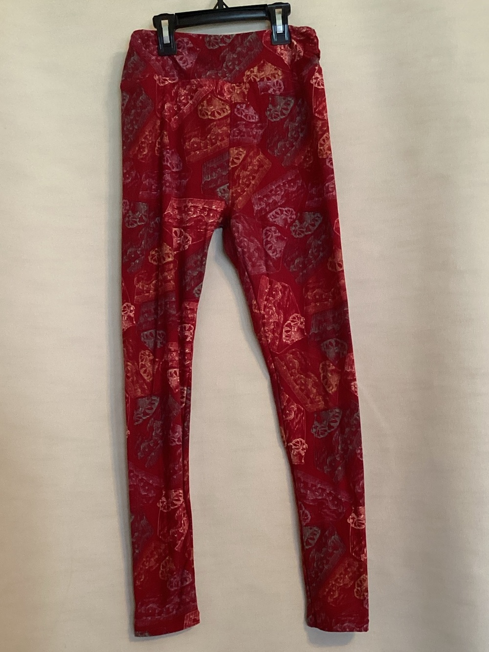 LuLaRoe Red Printed Leggings with Multicolor Fan Motif
